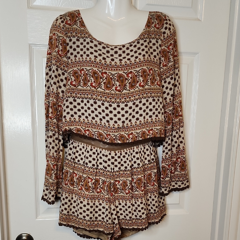 Lovposh Longsleeve Brown Cream Paisley Printed Shorts Romper